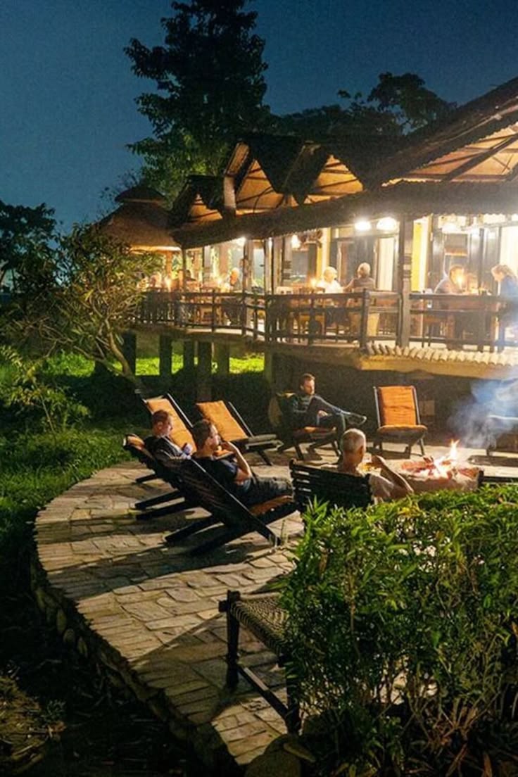 Tan-Swiss Lodge